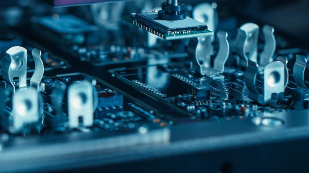 Google Axion Challenges x86 in Cloud Workloads with Arm-Based Advantage